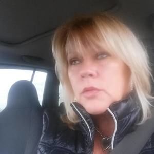 Meet your Posher, Michele